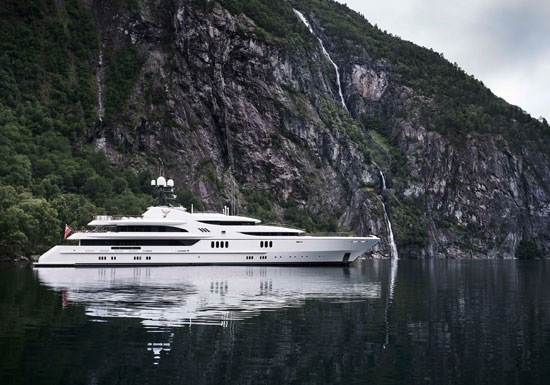 M/Y FIRE BIRD 69M 2007/2023